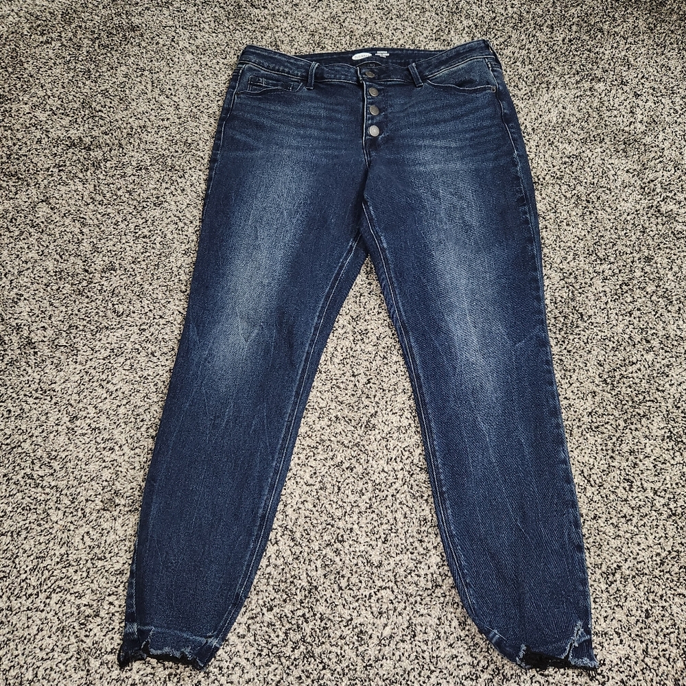 Old Navy Rockstar Super Skinny Ankle Mid Rise Jeans, Button Fly, Raw Hem Size 12